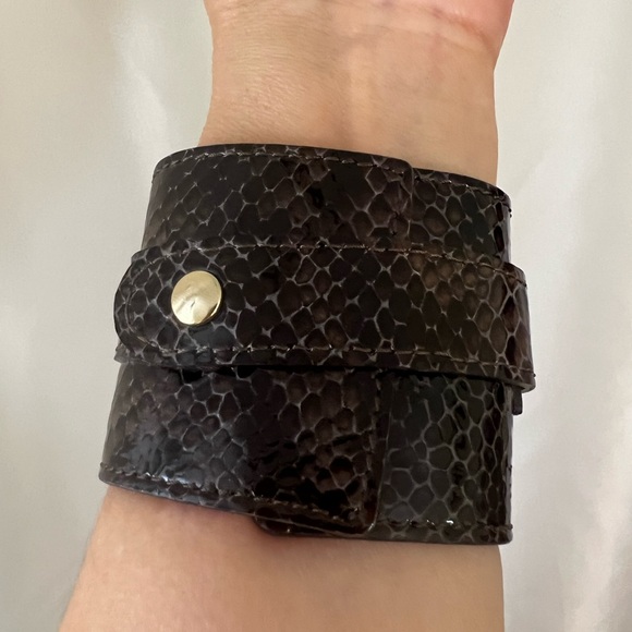 Max Mara Python Embossed Leather Cuff Bracelet - Picture 6 of 11